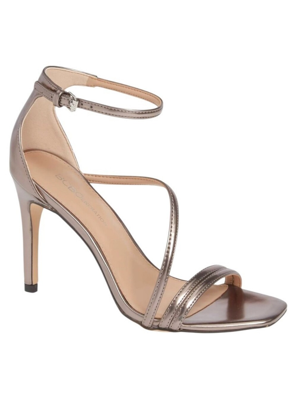 NWOT BCBGeneration Isabel Pump